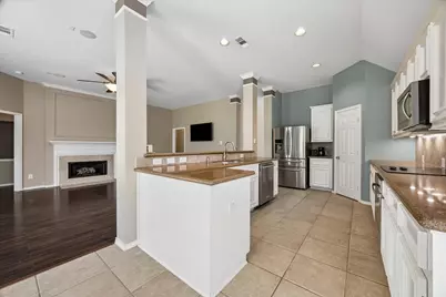 3118 Valley Court, Manvel, TX 77578 - Photo 9