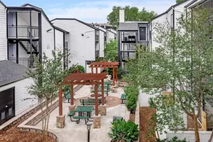 4400 Memorial Dr, Houston, TX 77007 - Photo 9