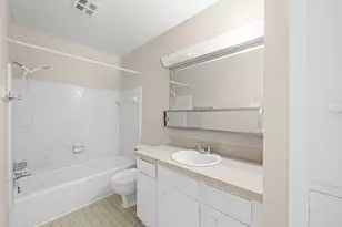 2012 Brun St, Houston, TX 77019 - Photo 13