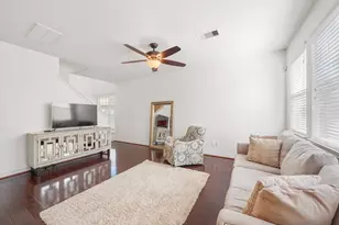 78 South Blue Creek Ct, The Woodlands, TX 77382 - Photo 3