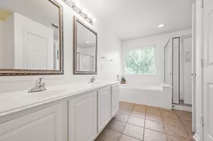 78 South Blue Creek Ct, The Woodlands, TX 77382 - Photo 13