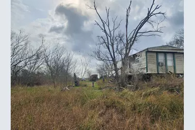 3007 Cr-807A, Angleton, TX 77515 - Photo 3