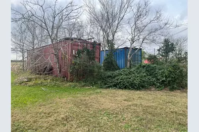 3007 Cr-807A, Angleton, TX 77515 - Photo 17