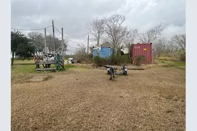 3007 Cr-807A, Angleton, TX 77515 - Photo 19