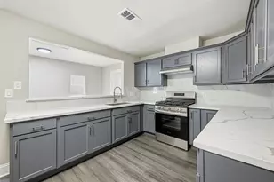 7514 Meadowshire St, Houston, TX 77037 - Photo 23