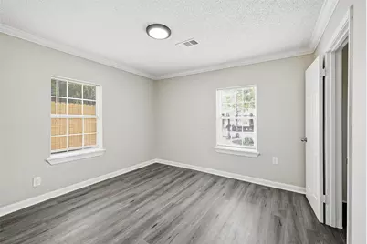 7514 Meadowshire Street, Houston, TX 77037 - Photo 15