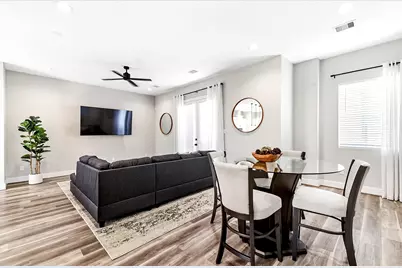 1329 Buescher Drive, Houston, TX 77043 - Photo 3