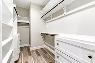 1329 Buescher Dr, Houston, TX 77043 - Photo 37