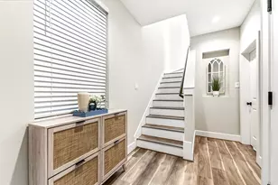 1329 Buescher Dr, Houston, TX 77043 - Photo 9