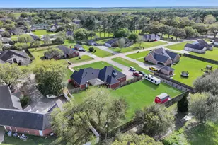 520 Meadow Ln, Winnie, TX 77665 - Photo 45