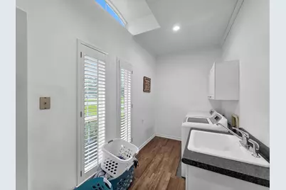 520 Meadow Lane, Winnie, TX 77665 - Photo 23
