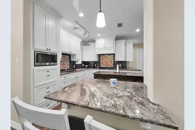 520 Meadow Lane, Winnie, TX 77665 - Photo 11