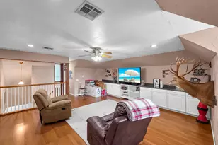 520 Meadow Ln, Winnie, TX 77665 - Photo 21