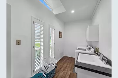 520 Meadow Lane, Winnie, TX 77665 - Photo 21