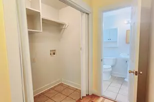 725 E 10th 1/2 St, Houston, TX 77008 - Photo 5