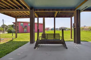 2019 Flamingo Dr, Crystal Beach, TX 77650 - Photo 39