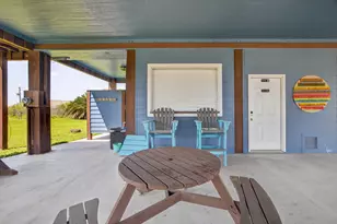 2019 Flamingo Dr, Crystal Beach, TX 77650 - Photo 37