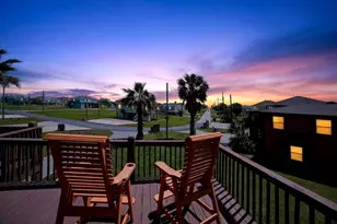 2019 Flamingo Dr, Crystal Beach, TX 77650 - Photo 3