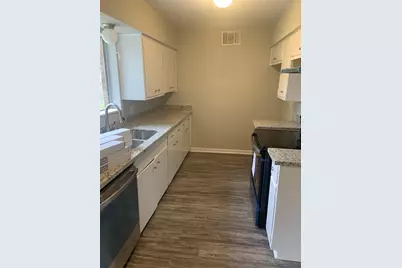 308 Circle Drive, Wharton, TX 77488 - Photo 5