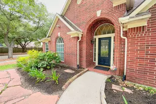 1914 Windy Park Dr, Houston, TX 77339 - Photo 7