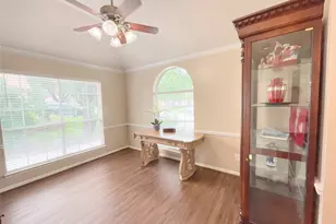 1914 Windy Park Dr, Houston, TX 77339 - Photo 25