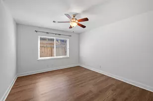 10151 Brinwood Dr, Houston, TX 77043 - Photo 15