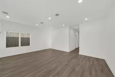 8402 Double Avenue #A, Houston, TX 77088 - Photo 9