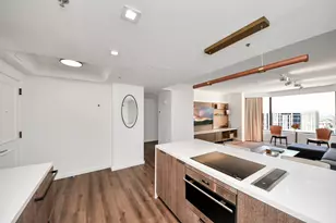 1300 Lamar Street St, Houston, TX 77010 - Photo 9