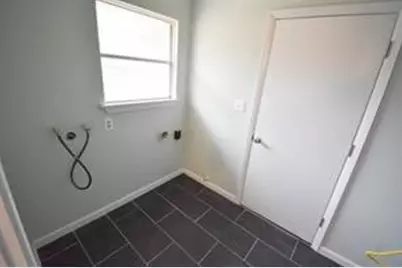 8322 Wynbrook Street, Houston, TX 77061 - Photo 19