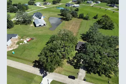 158 Cattle Drive Trail, Angleton, TX 77515 - Photo 3