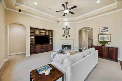 26 Sandwell Place, The Woodlands, TX 77389 - Photo 11