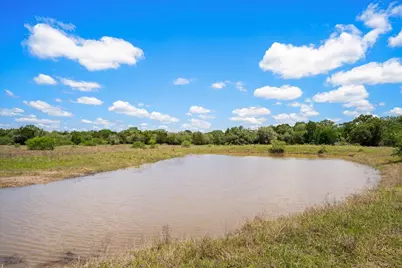 2516 Klimek Road, Fayetteville, TX 78940 - Photo 9