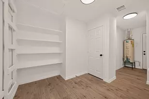 1910 Rainy River Dr, Houston, TX 77088 - Photo 25