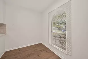 1910 Rainy River Dr, Houston, TX 77088 - Photo 27