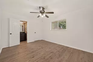 1910 Rainy River Dr, Houston, TX 77088 - Photo 19