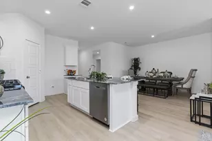 7728 Evening Emerald Dr, Iowa Colony, TX 77583 - Photo 9