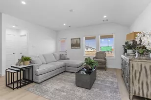 7728 Evening Emerald Dr, Iowa Colony, TX 77583 - Photo 5