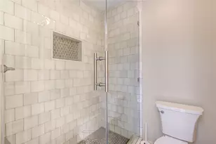 239 Litchfield Ln, Houston, TX 77024 - Photo 13