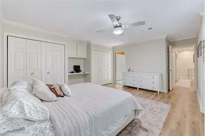 239 Litchfield Lane, Houston, TX 77024 - Photo 15