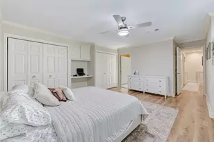 239 Litchfield Ln, Houston, TX 77024 - Photo 15