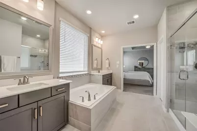 4204 Weathered Oak Drive, Houston, TX 77080 - Photo 19