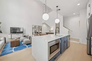 817 Thornton Rd, Houston, TX 77018 - Photo 13