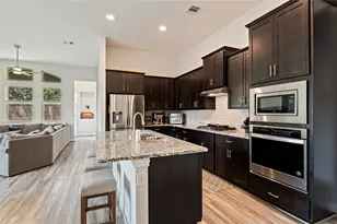 3216 Parker Dr, Pearland, TX 77584 - Photo 5