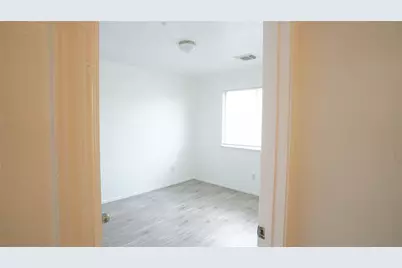 4403 Sprangletop Avenue, Baytown, TX 77521 - Photo 15