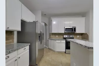 8026 N Tarrytown Crossing Drive, Conroe, TX 77304 - Photo 5