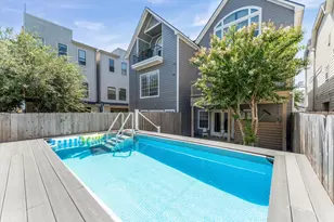 2201 Crocker St, Houston, TX 77006 - Photo 1