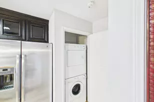 15938 Seahorse Dr, Houston, TX 77062 - Photo 11