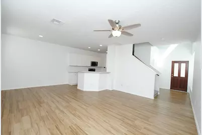 3212 Victorian Manor Lane, Houston, TX 77047 - Photo 5