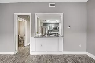 830 Threadneedle St, Houston, TX 77079 - Photo 15