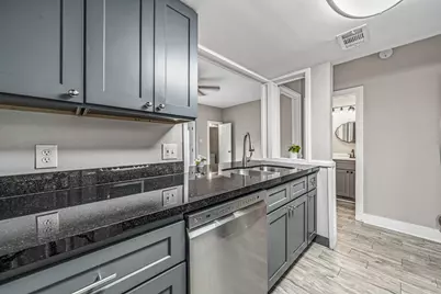 830 Threadneedle Street #240, Houston, TX 77079 - Photo 11